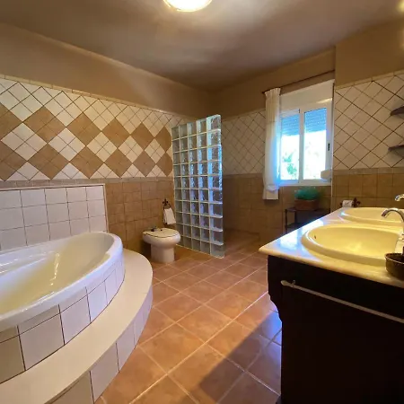 B&B Villa Libertad Tenerife - Fkk Nudist Swingers - Only Couples & Single Ladies Bed & Breakfast Arona (Tenerife)