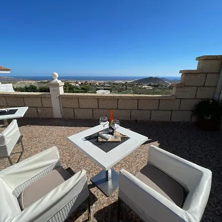 B&B Villa Libertad Tenerife - Fkk Nudist Swingers - Only Couples & Single Ladies Bed & Breakfast *