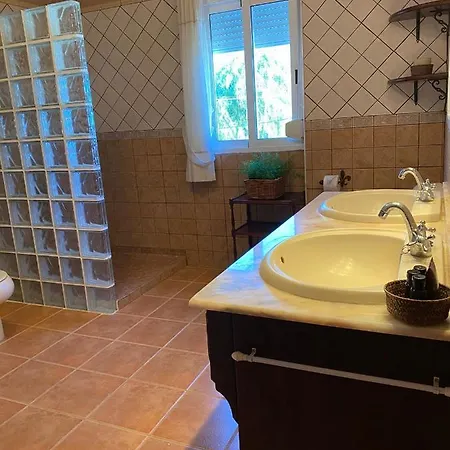 B&B Villa Libertad Tenerife - Fkk Nudist Swingers - Only Couples & Single Ladies Bed & Breakfast *