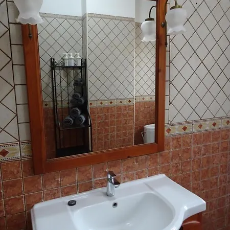 B&B Villa Libertad Tenerife - Fkk Nudist Swingers - Only Couples & Single Ladies Bed & Breakfast