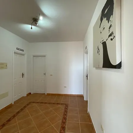 B&B Villa Libertad Tenerife - Fkk Nudist Swingers - Only Couples & Single Ladies Bed & Breakfast