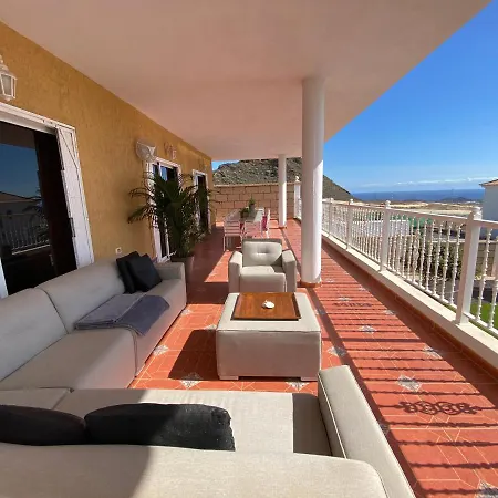 B&B Villa Libertad Tenerife - Fkk Nudist Swingers - Only Couples & Single Ladies Couette-café *